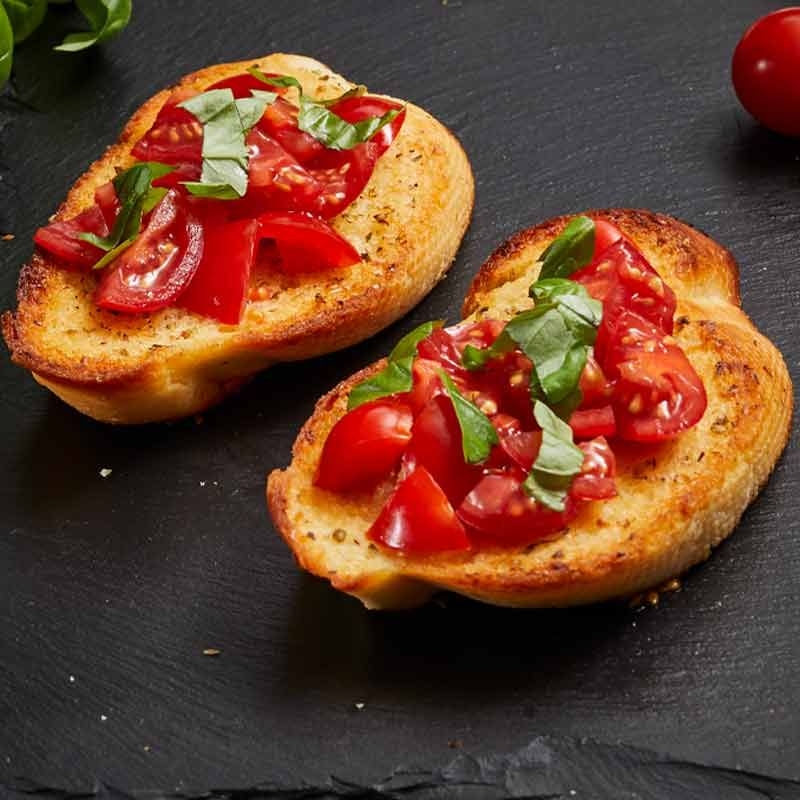 Garlic bread tomatoes & basil